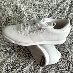New Women’s Reebok Classic Leather Sneakers 8.5